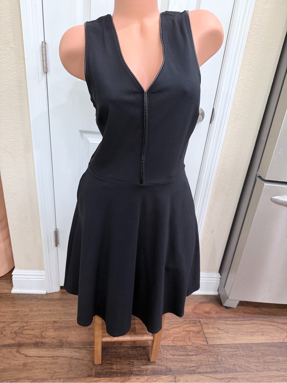 Banana Republic Black A-Line Fit & Flare Dress V-Neck Zip Detail Size 6 Tall